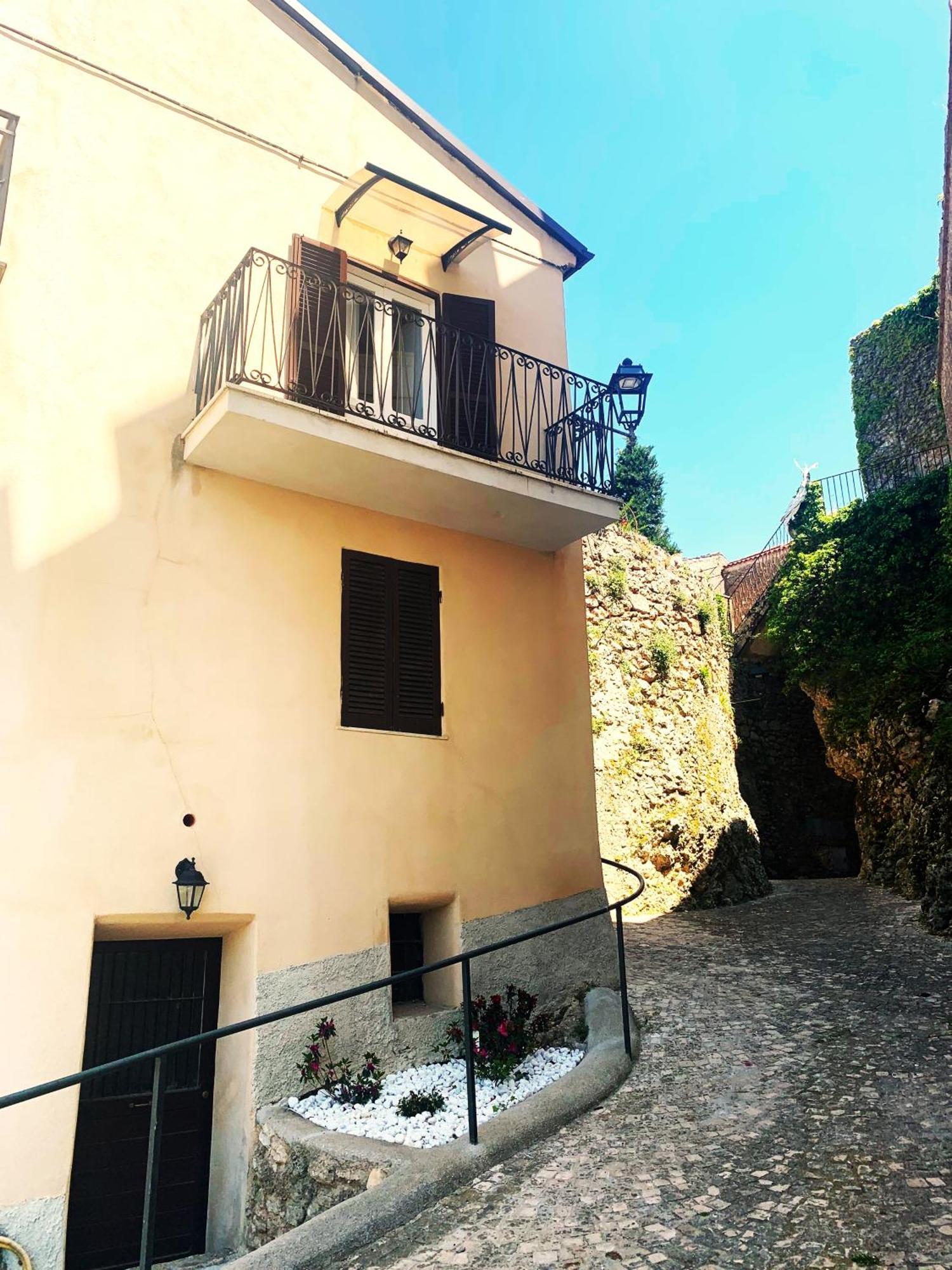 Casetta Romantica A Collepardo ภายนอก รูปภาพ
